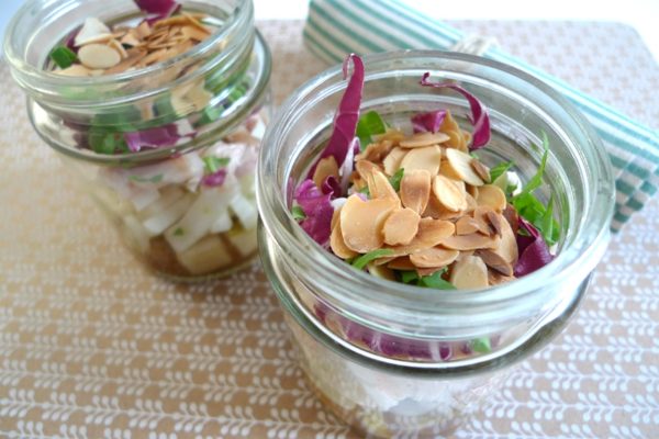 Sommersalat im Glas