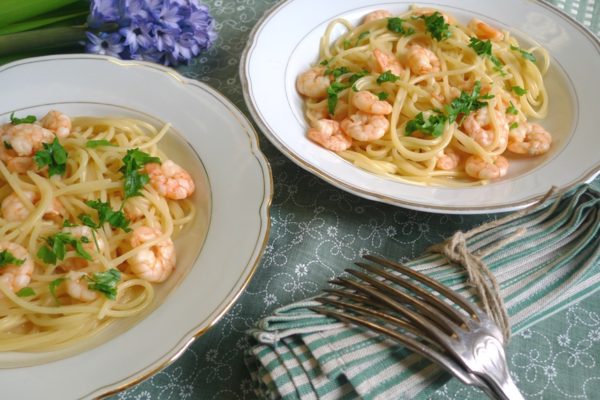 Zitronige Scampi Nudeln – perfekt für Lauftrainingstage