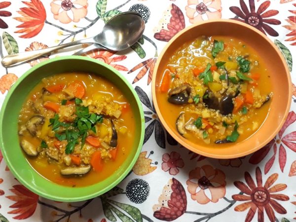Wurzelsuppe mit Quinoa