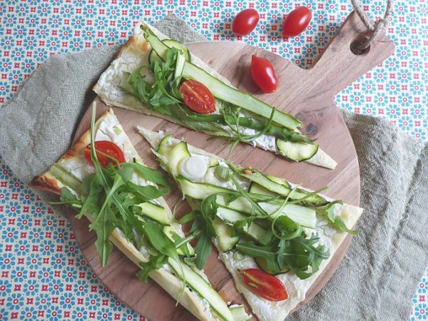 Flammkuchen mit Spargel